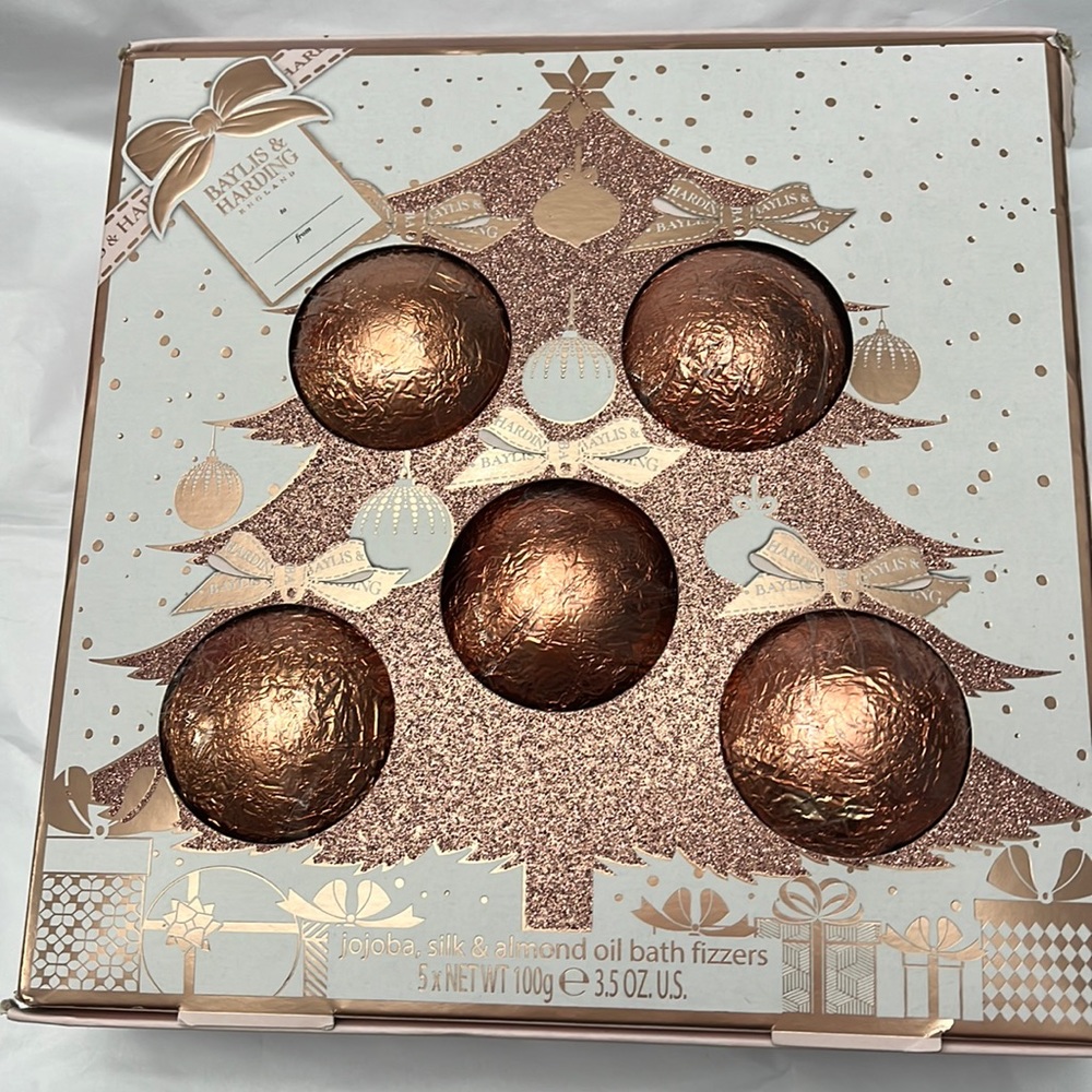 Baylis & Harding Beautiful You Bath Fizzer Set Jojoba, Silk & Almond oil 5 piece